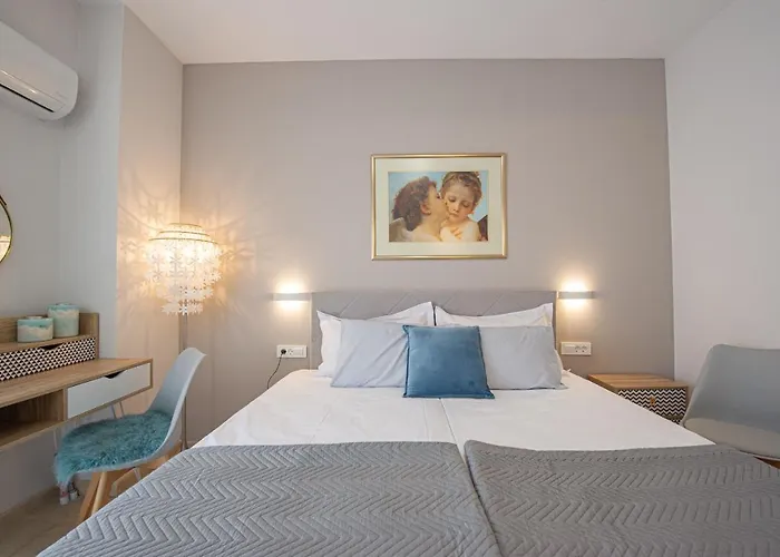 Cozy Corner Analipsi Daire Zakintos